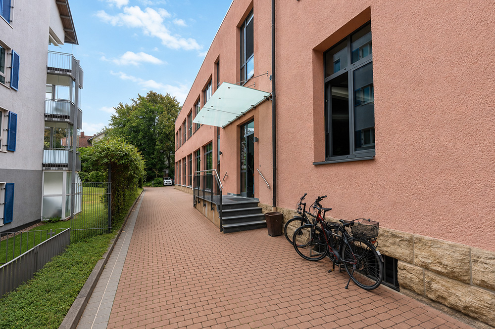 MVZ Goslar Weg zum Eingang